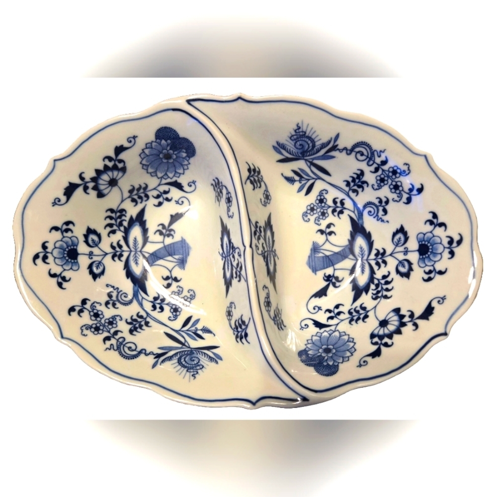 Blue Danube 11" Oval Divided Bowl